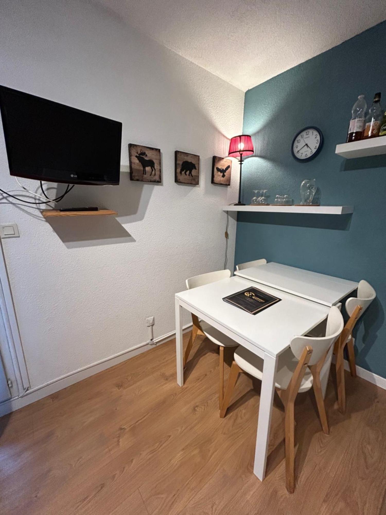 Appartamento Havre De Paix Climatise Parking T1 Lourdes Esterno foto